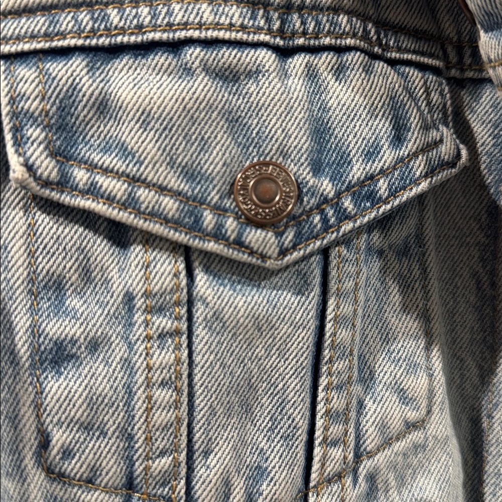 Levi’s Sherpa Lined Denim Jacket Blue Trucker Cozy Winter Classic Size M - Picture 4 of 6